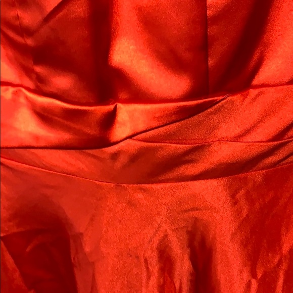 Light in the Box Satiny Cocktail Dress - Picture 3 of 8